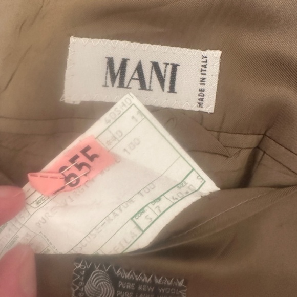 Armani Double Breasted Blazer 40S Made in Italy Gently worn 100% virgin wool - Picture 4 of 4